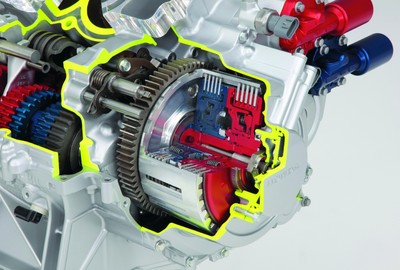Motorrad-Doppelkupllungsgetriebe von Honda.