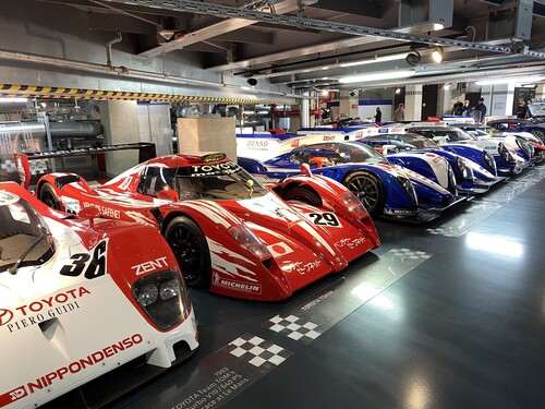 Motorsport-Fahrzeugsammlung von Toyota Gazoo Racing in Köln.