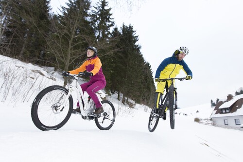 Mountainbikes sind dank ihrer griffigen Bereifung gute Winterräder.