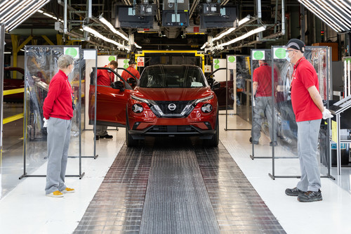 Nach der Corona-Unterbrechung hat Nissan im Werk Sunderland die Produktion wieder aufgenommen.