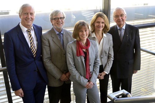 Nachhaltigkeitsbeirat von Porsche (von links): Prof. Dr. Maximilian Gege, Prof. Dr. Ortwin Renn, Dr. Sonja Peterson, Prof. Dr. Lucia A. Reisch und Prof. Dr. Dr. Klaus Töpfer.