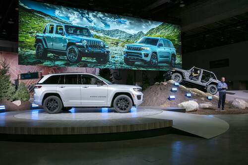 NAIAS 2022: Jeep Grand Cherokee Editionsmodell und Jeep Wrangler Willys.