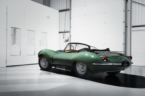 Neu gebauter Jaguar XKSS.