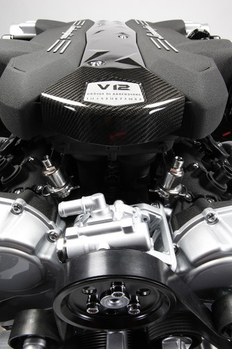 Neuer Lamborghini-V12-Motor mit 700 PS.