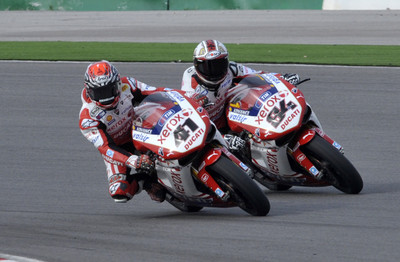 Noriyuki Haga und Michel Fabrizio fahren für das Ducati-Xerox-Team in der Superbike-WM.