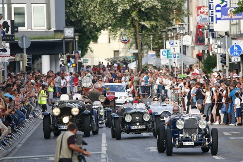 Oldtimer-Parade der Klassikwelt Bodensee.