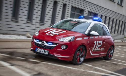 Opel Adam Feuerwehr-Studie.