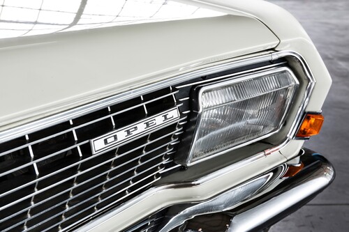 Opel Admiral V8 von 1965.