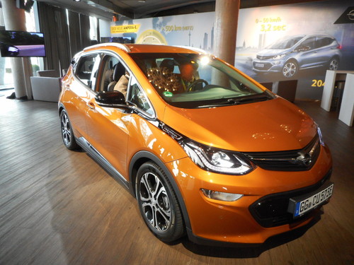 Opel Ampera-e.