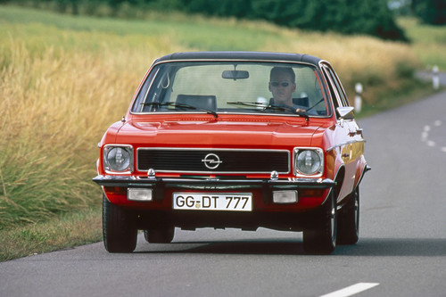 Opel Ascona A (1974).