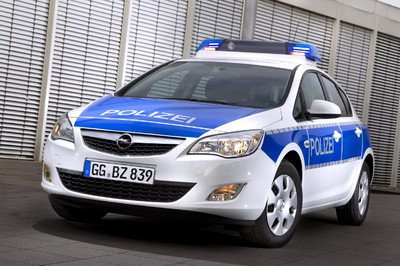 Opel Astra in Polizeiausführung.