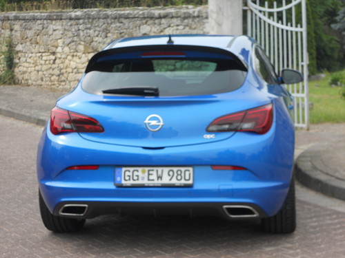 Opel Astra OPC.