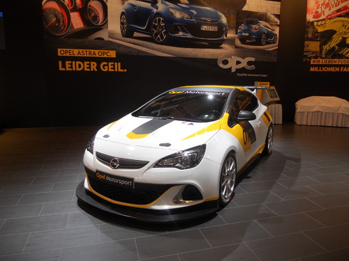 Opel Astra OPC.