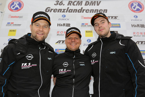Opel-Astra-OPC-Cup: Andreas Greineder, Marc Legel und Jürgen Nett feierten mit Platz 2 ihr bislang bestes Ergebnis.