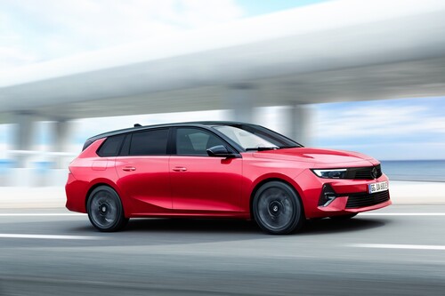 Opel Astra Sports Tourer Electric.