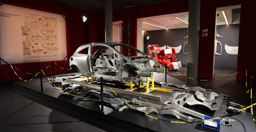 Opel-Ausstellung „Corsa Karl und Choupette“: Pop-up-Fabrik.