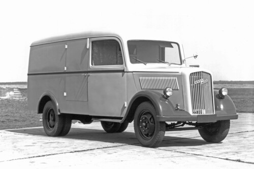 Opel Blitz Kastenwagen 1,5-Tonner (1949). 