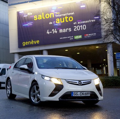 Opel-Chef Nick Reilly fuhr im Ampera von der Unternehmenszentrale in Rüsselsheim zum Autosalon nach Genf.