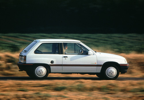 Opel Corsa A.