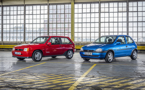 Opel Corsa A GSi und Corsa B Edition 100 (von links).