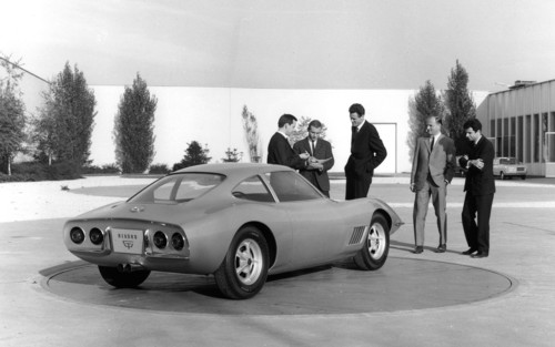 Opel Experimental GT (1965).