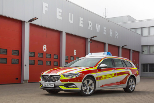 Opel Insignia Sports Tourer als Feuerwehr-Einsatzfahrzeug.