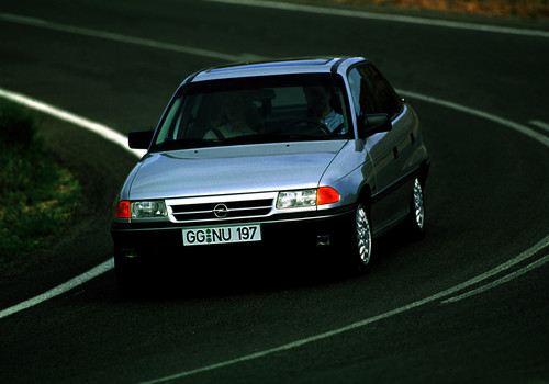 Opel Kadett F (1991 - 1997).