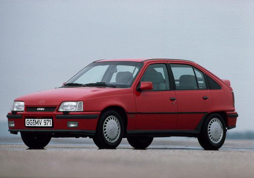 Opel Kadett GSi 16V (1988).