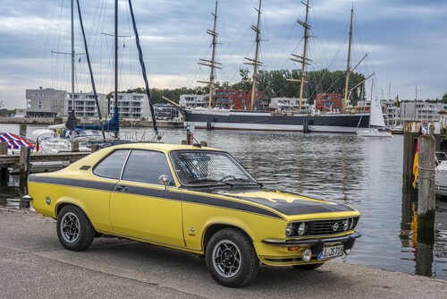 Opel-Manta-Treffen am Timmendorfer Strand: Dieses Exemplar ist seit 40 Jahren im Besitz eines Fans.