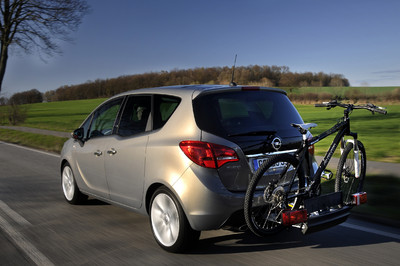 Opel Meriva.mit Flexfix-Fahrradträger.