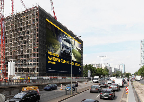Opel startet eine Medien übergreifende Werbekampagne zur Markteinführung des Ampera.