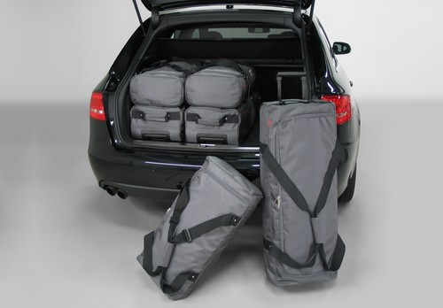 Passgerechte Reisetaschen für verschiedene Fahrzeugmodelle bietet Car-Bags.com.