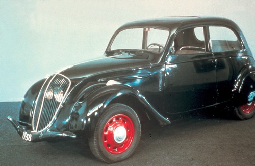 Peugeot 202 (1938).