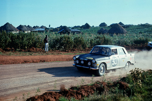 Peugeot 404 (East African Safari).