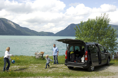 Peugeot bietet vor der Fahrt in die Ferien einen Urlaubscheck an.