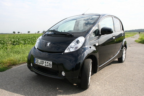 Peugeot Ion.
