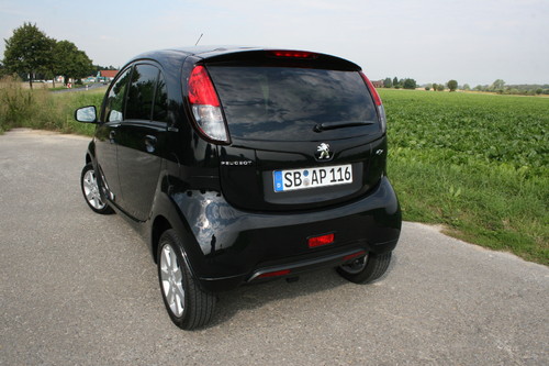 Peugeot Ion.