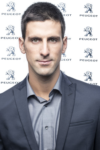 Peugeot-Markenbotschafter Novak Djokovic.