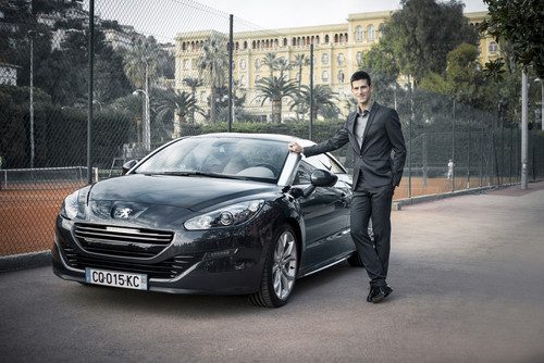 Peugeot-Markenbotschafter Novak Djokovic.