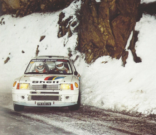 Peugeot Talbot beim &quot;Schneeräumen&quot;.