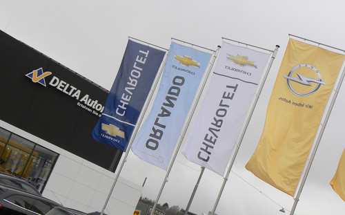 Pilotprojekt für das neue Erscheinungsbild von Opel-Händlern: Delta Automobile in Wiesbaden.