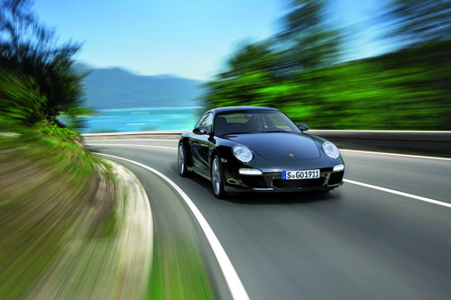 Porsche 911 Black Edition.