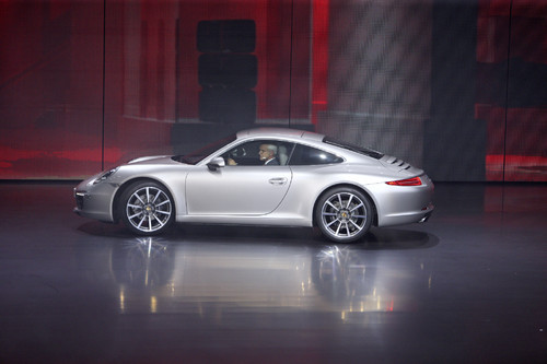 Porsche 911 Carrera bei der Volkswagen-Vorabendversanstaltung &quot;Driving Diversity&quot;.