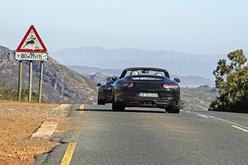 Porsche 911 des  Modelljahrgangs 2016 auf Erprobungsfahrt.