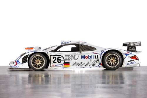 Porsche 911 GT1 (1998).