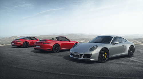 Porsche 911 Targa 4 GTS, 911 Carrera 4 GTS Cabriolet und 911 Carrera 4 GTS.