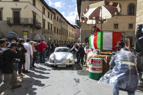 Porsche bei der Milie Miglia.