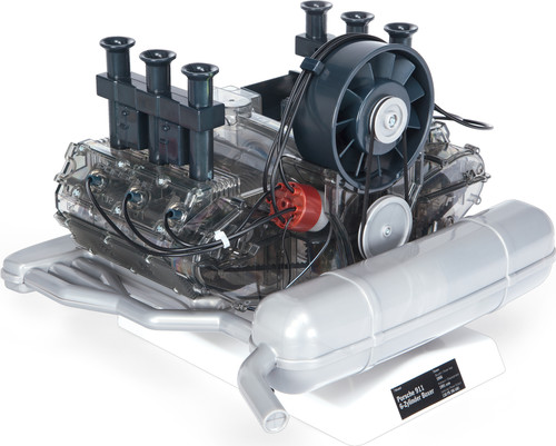 Porsche-Boxermotor als Funktionsmodellbausatz von Franzis im Maßstab 1:4.