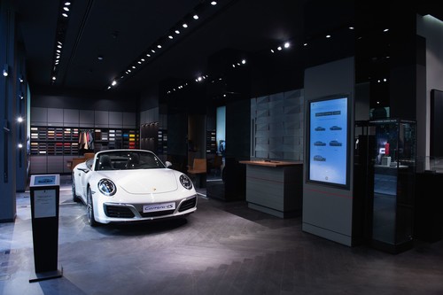 Porsche Design Center Mailand.