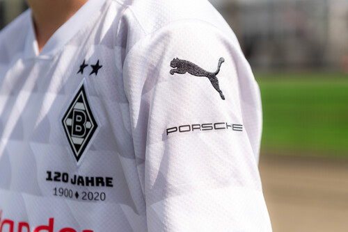 Porsche fördert die Jugendarbeit von Borussia Möchengladbach.